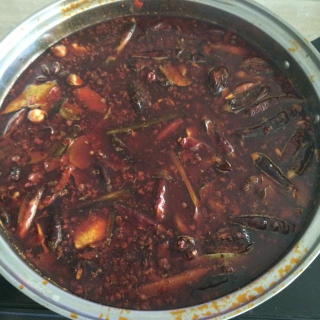 火锅底料做水煮鱼：用量与火候分开控制 火锅底料 火锅底料做水煮鱼