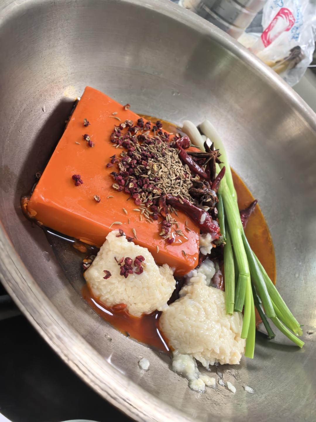 一人食火锅底料如何挑：控制用量与剩料 火锅底料 一人份火锅底料