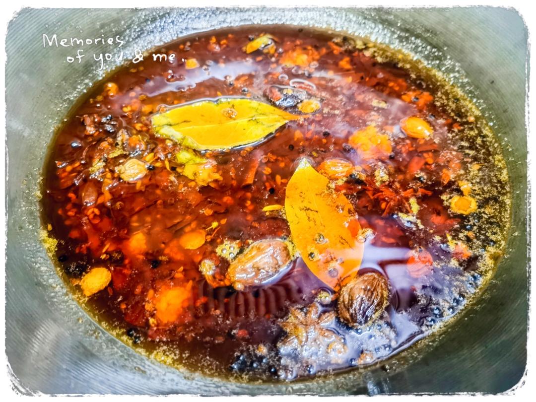 菌汤火锅底料：煮锅过程参考